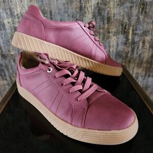 Naturalizer Soul Women's Neela Lace-Up Fashion Sneaker